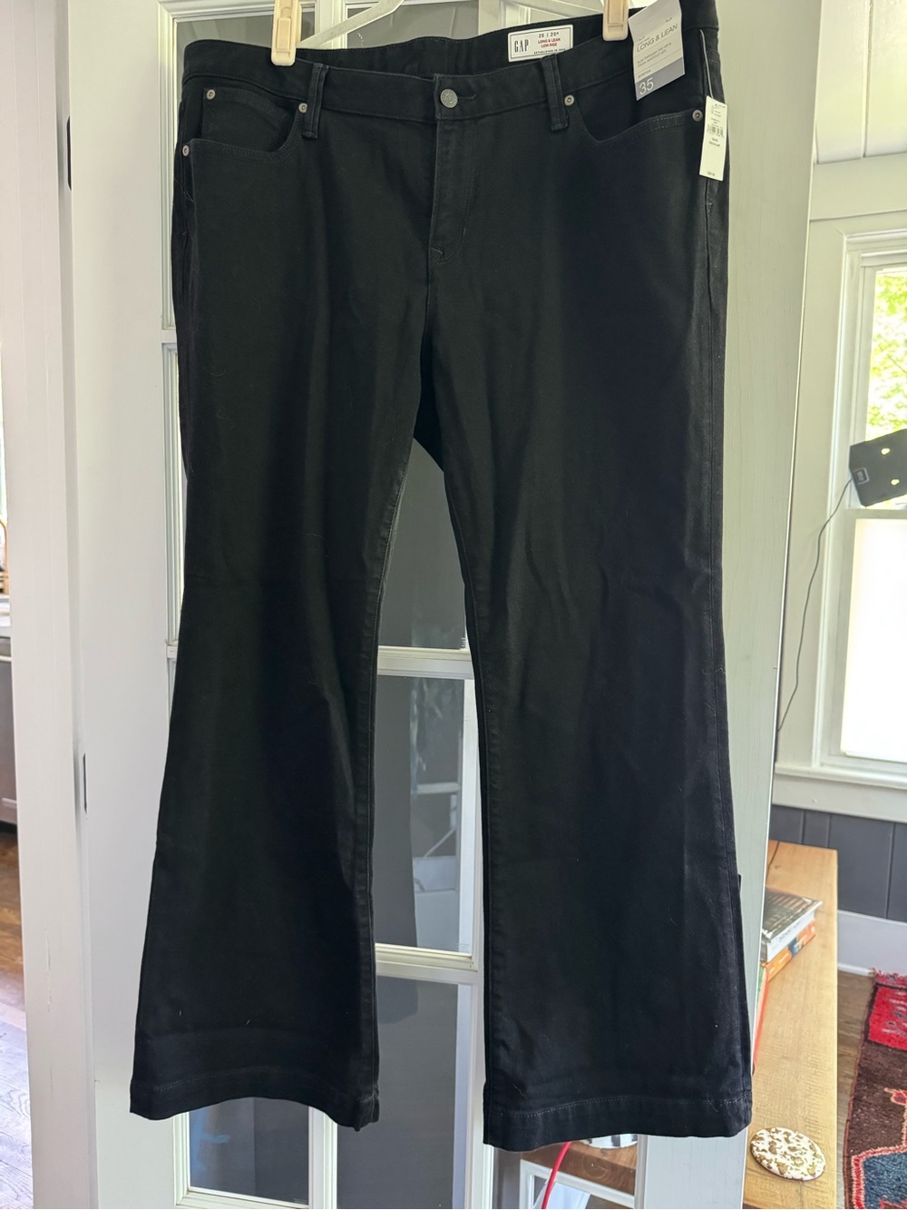 NWT GAP Long & Lean Low Rise Black Jeans - Picture 3 of 6